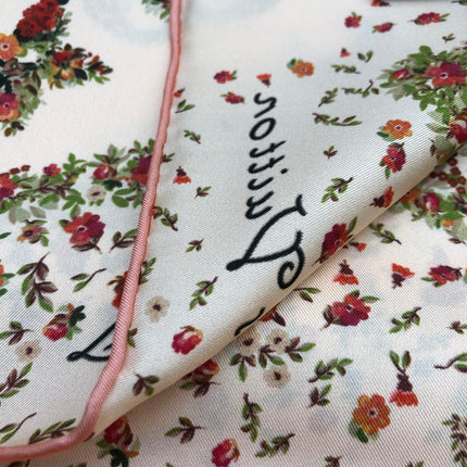 LV SCARF 90 CM IN SILK 704581