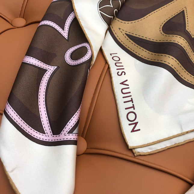 LV SCARF 90 CM IN SILK 704580