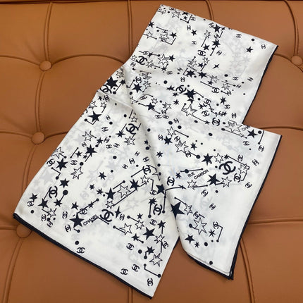 CHANEL 25S SCARF 90 IN SILK 704602