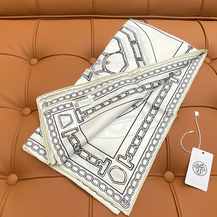 HERMES 25S SCARF 90 IN SILK 703664