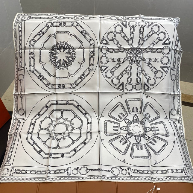 HERMES 25S SCARF 90 IN SILK 703664