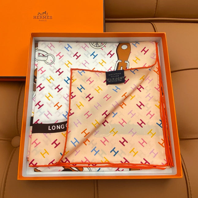 HERMES 25S SCARF 90 IN SILK 703679