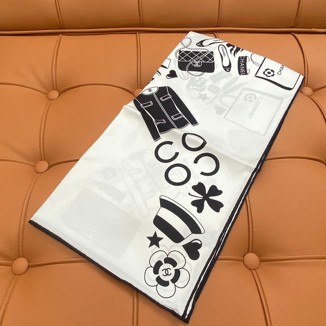 CHANEL 25S SCARF 90 IN SILK 703697
