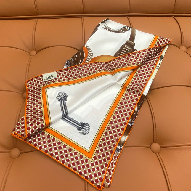 HERMES 25S SCARF 90 IN SILK 709679