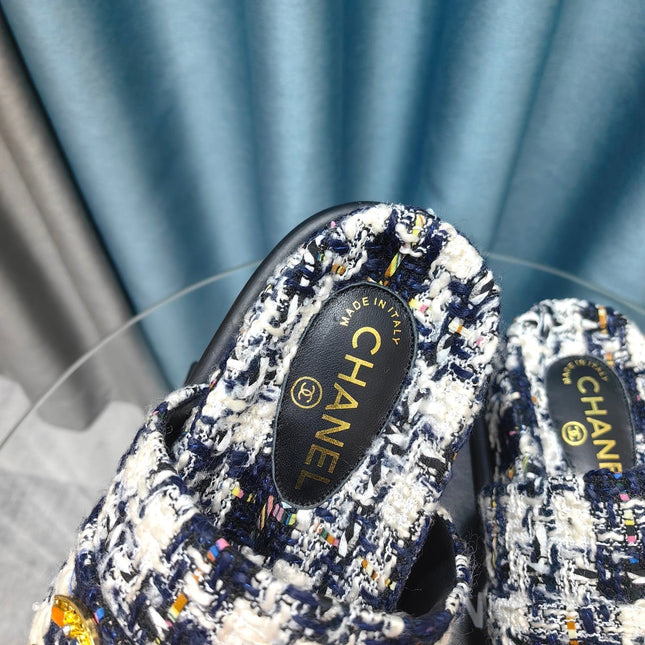 PLATFORM HEELS SANDALS IN BLACK TWEED