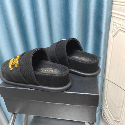 PLATFORM HEELS SANDALS IN BLACK WOOLEN FABRIC