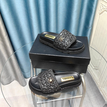 KNIT SLIPPERS IN BLACK WOVEN SATIN AND SHEEPSKIN