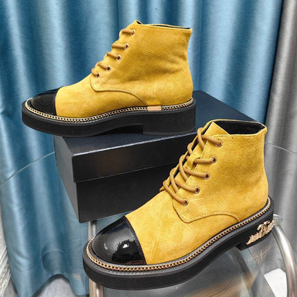 SHORT BOOTS IN GOLD YELLOW SUEDE AND BLACK SHEEPSKIN