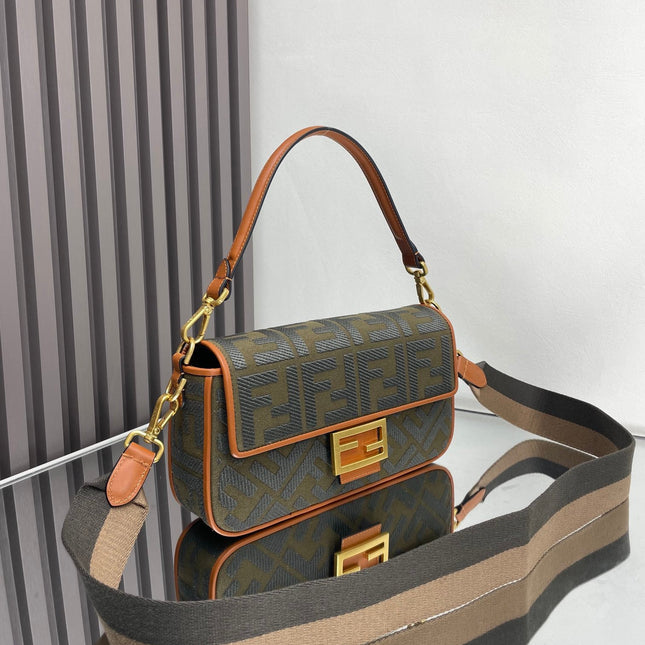 Fend Baguette Green Canvas Bag 27 with FF Embroidery Ghw