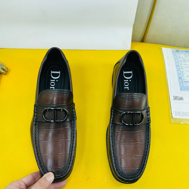 CD SYMBOL GRANVILLE LOAFER PECAN EMBOSSED CALFSKIN