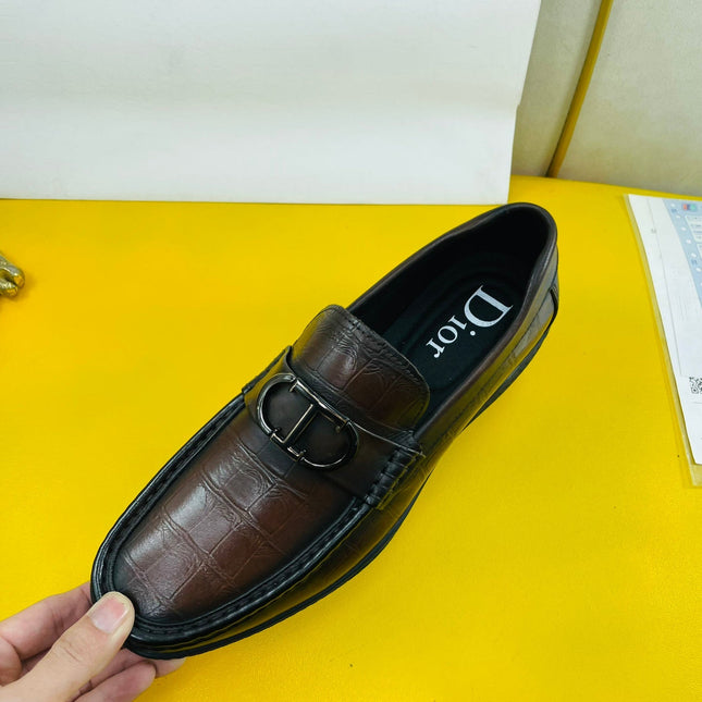 CD SYMBOL GRANVILLE LOAFER PECAN EMBOSSED CALFSKIN