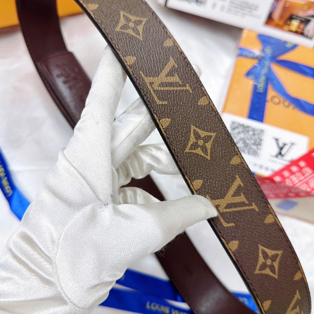 BELT 38MM IN BROWN CHECKERED PATTERN WITH RECTANGULAR GOLD PAVE BUCKLE