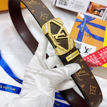 BELT 38MM IN BROWN CHECKERED PATTERN WITH RECTANGULAR GOLD PAVE BUCKLE