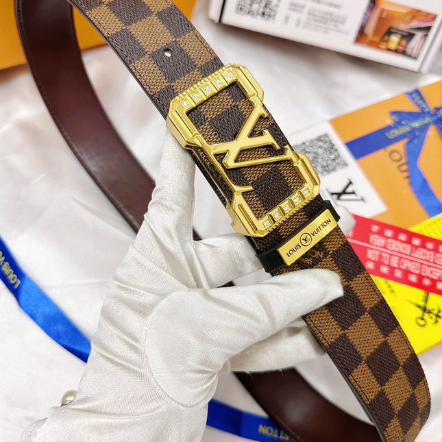 BELT 38MM REVERSIBLE IN BROWN CHECKERED PATTERN WITH GOLD PAVE BUCKLE