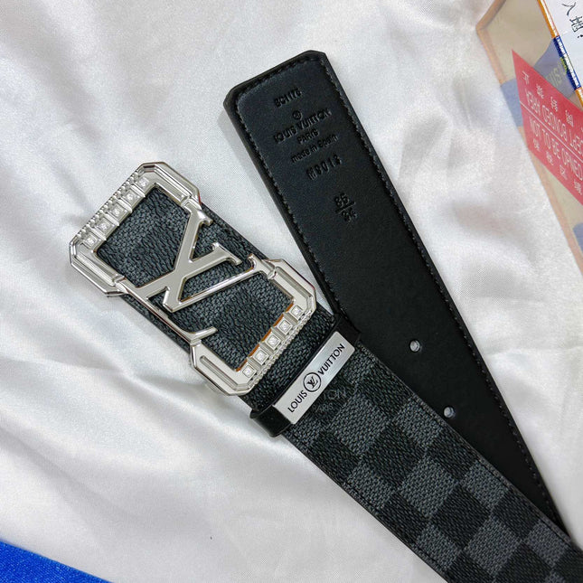 BELT 38MM REVERSIBLE IN BLACK AND GREY CHECKERED PATTERN WITH SILVER PAVE BUCKLE