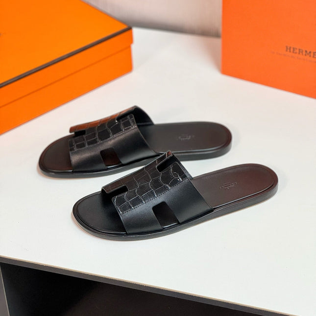 IZMIR SANDAL BLACK LAMBSKIN WITH PATTERNS