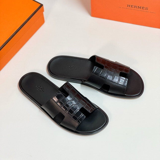 IZMIR SANDAL BLACK LAMBSKIN WITH PATTERNS