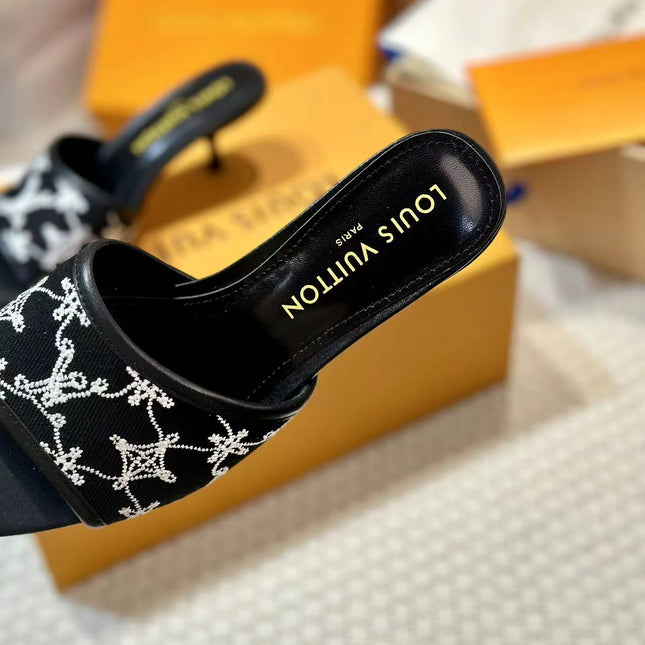 NEO REVIVAL HIGH MULE 55 MM IN BLACK EMBROIDERED FABRIC