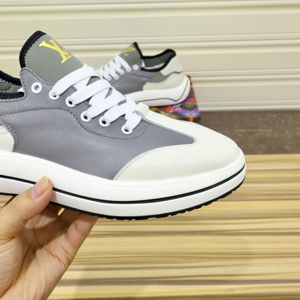 LV SNEAKER WHITE IVORY MIX GREY CALFSKIN