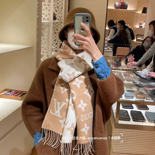 ESSENTIAL SCARF 186 CM IN CAMEL BEIGE WOOL 399775