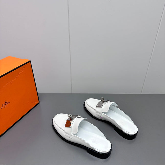 0Z MULE IN WHITE LAMBSKIN