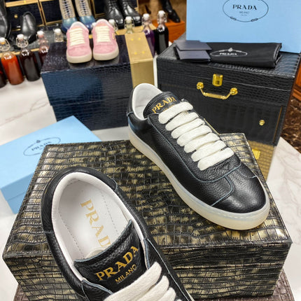 PRA LANE SNEAKER BLACK CALFSKIN