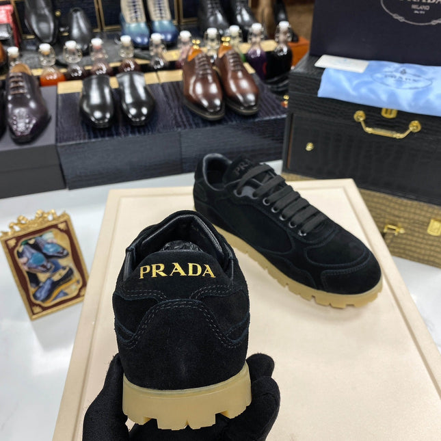 PRA TRAIL FADED BLACK SUEDE SNEAKERS