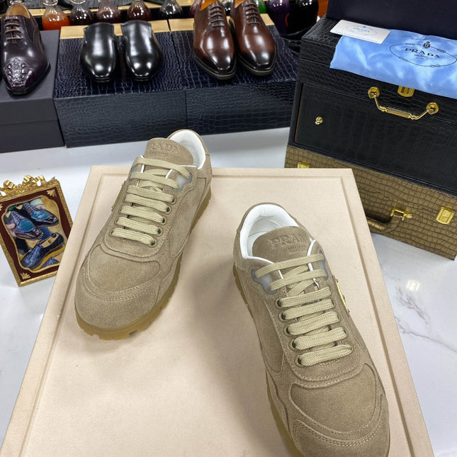 PRA TRAIL FADED ECRU SUEDE SNEAKERS