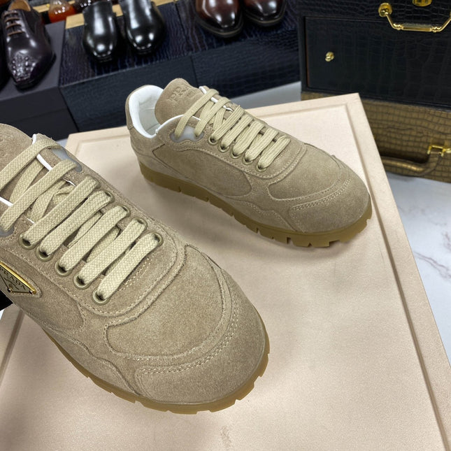 PRA TRAIL FADED ECRU SUEDE SNEAKERS