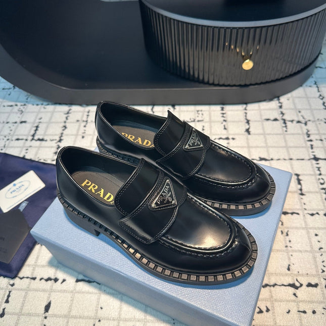 PRA SCHOCOLATE BRUSHED LOAFERS BLACK CALFSKIN