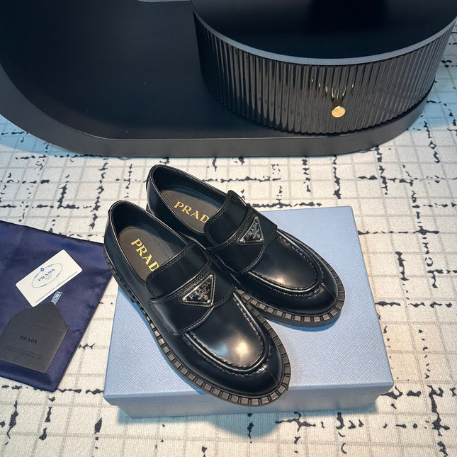 PRA SCHOCOLATE BRUSHED LOAFERS BLACK CALFSKIN
