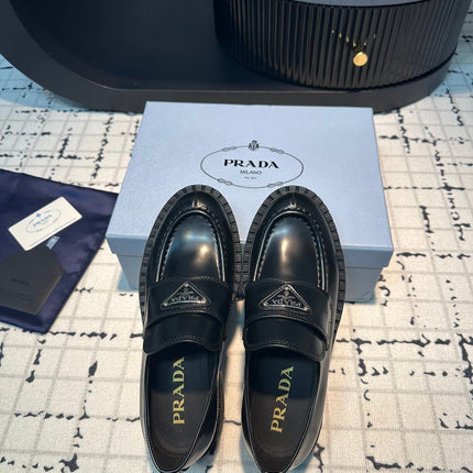 PRA SCHOCOLATE BRUSHED LOAFERS BLACK CALFSKIN