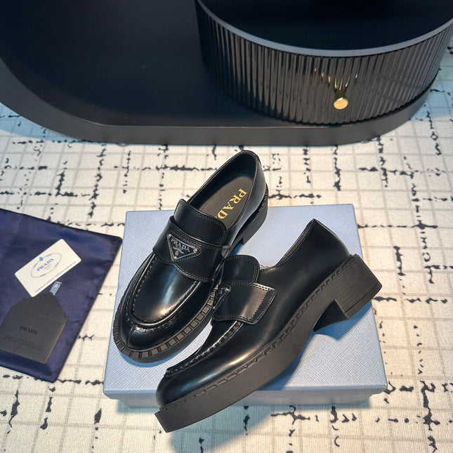 PRA SCHOCOLATE BRUSHED LOAFERS BLACK CALFSKIN