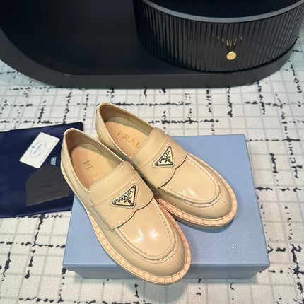PRA SCHOCOLATE BRUSHED LOAFERS CREAM CALFSKIN