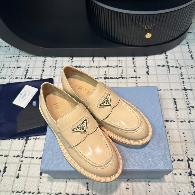 PRA SCHOCOLATE BRUSHED LOAFERS CREAM CALFSKIN