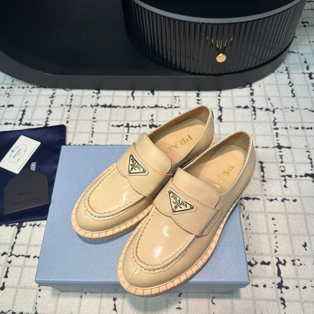 PRA SCHOCOLATE BRUSHED LOAFERS CREAM CALFSKIN