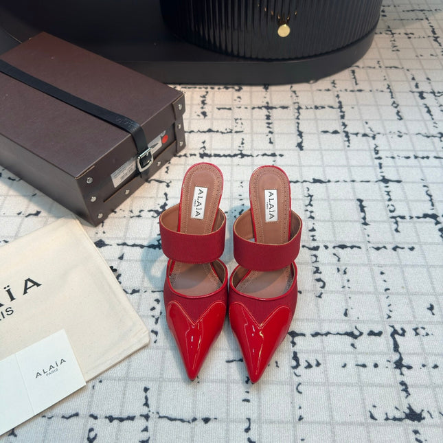 ALAIA HIGH HEEL 9 CM IN CHERRY RED CALFSKIN
