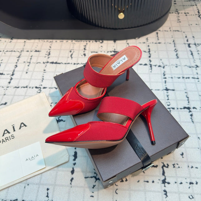 ALAIA HIGH HEEL 9 CM IN CHERRY RED CALFSKIN