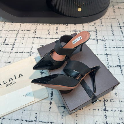 ALAIA HIGH HEEL 9 CM IN BLACK CALFSKIN