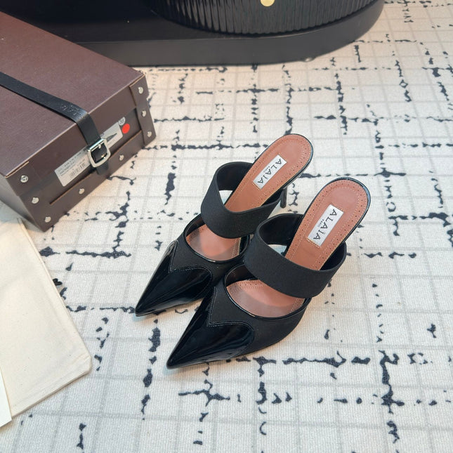 ALAIA HIGH HEEL 9 CM IN BLACK CALFSKIN