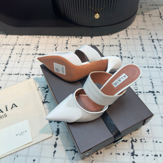 ALAIA HIGH HEEL 9 CM IN WHITE CALFSKIN