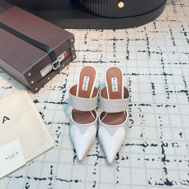 ALAIA HIGH HEEL 9 CM IN WHITE CALFSKIN
