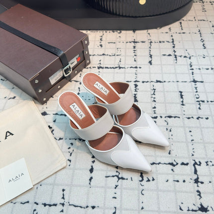 ALAIA HIGH HEEL 9 CM IN WHITE CALFSKIN