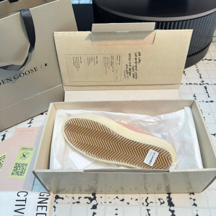 THICK-SOLED V-STAR IN PINK SUEDE WITH CREAM CALFSKIN STAR