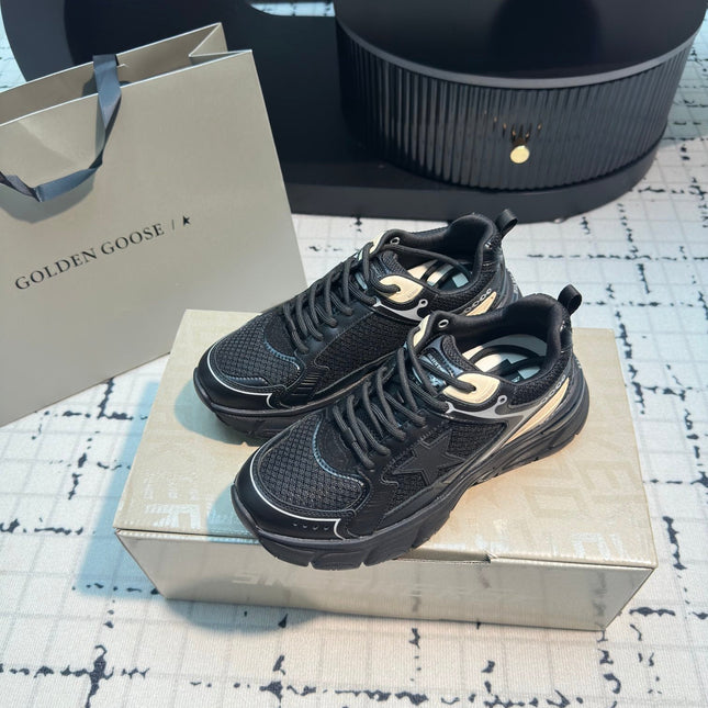 LIGHTSTAR SNEAKERS WITH BLACK CALFSKIN AND MESH UPPER AND BLACK STAR