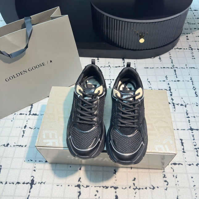 LIGHTSTAR SNEAKERS WITH BLACK CALFSKIN AND MESH UPPER AND BLACK STAR