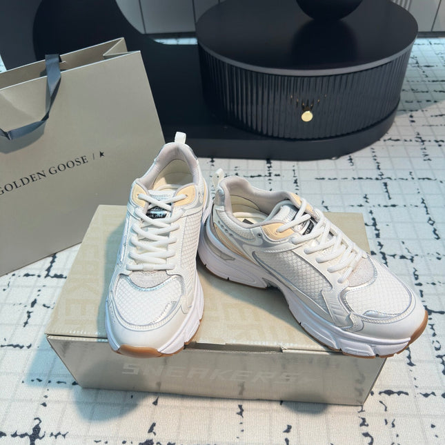 LIGHTSTAR SNEAKERS WITH WHITE CALFSKIN AND MESH UPPER AND WHITE STAR