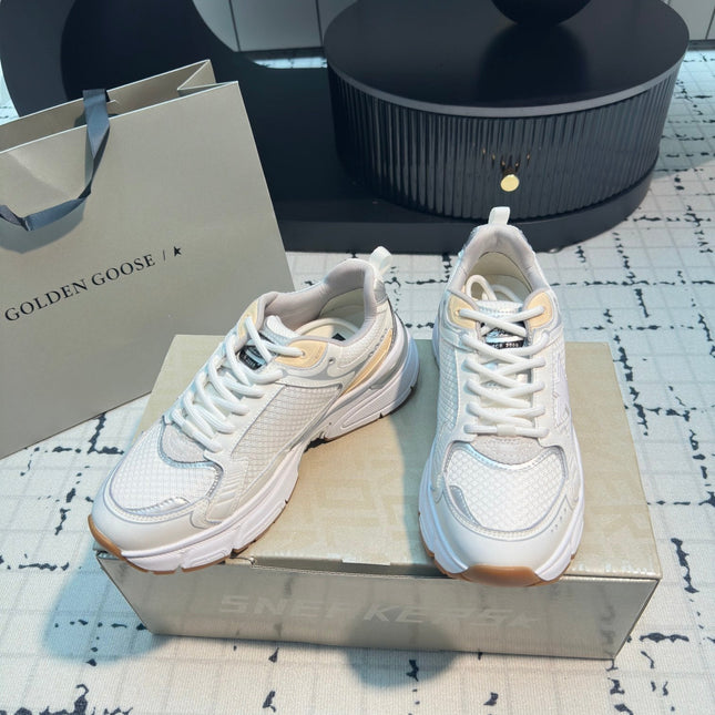 LIGHTSTAR SNEAKERS WITH WHITE CALFSKIN AND MESH UPPER AND WHITE STAR