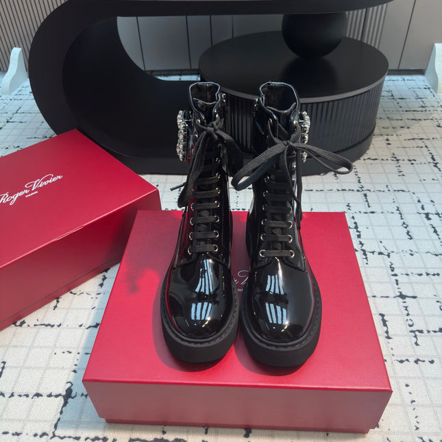 VIV' RANGERS STRASS BUCKLE BOOTS IN BLACK PATNET CALFSKIN EMBELLISHED BUCKLE