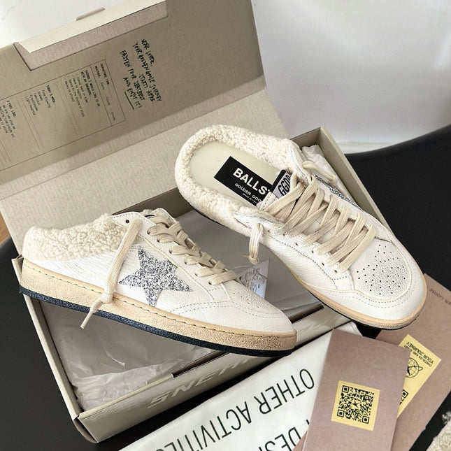 SUPER-STAR SABOTS IN WHITE CALFSKIN SHEARING LINING AND GLITTER WHITE STAR